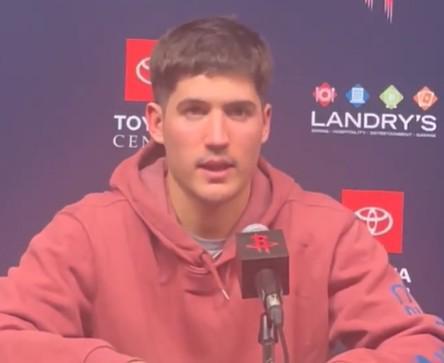 开云官方网站-谢泼德：我绝不能做一名攻强守弱的球员，我必须在防守端做出贡献